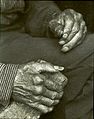 Mains d'un ouvrier (Laborer's hands), Doris Ulmann, 1925.