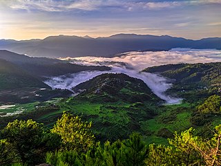 <span class="mw-page-title-main">Mountain Province</span> Province in Cordillera, Philippines