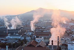 西条の酒造施設群