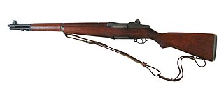 <span class="mw-page-title-main">Battle rifle</span> Self-loading rifle that fires a full-power rifle cartridge