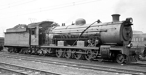 Reboilered Class 3R no. 1464 without the rectangular regulator cover, at Paardeneiland on 26 June 1962