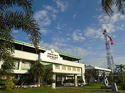 Sipocot Municipal Hall.jpg