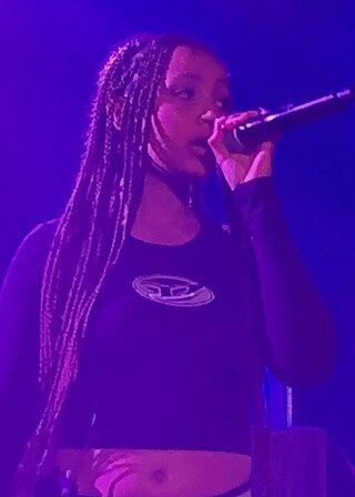 <span class="mw-page-title-main">PinkPantheress</span> British singer and record producer (born 2001)