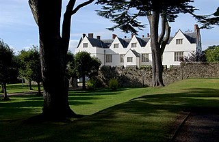 <span class="mw-page-title-main">St Fagans Castle</span> Grade I listed Elizabethan castle