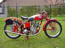 Italië: De Italianen stonden al vroeg bekend om gevoel voor schoonheid en design, zoals met deze Fusi-kopklep-racer van 250 cc met koningsas uit 1937