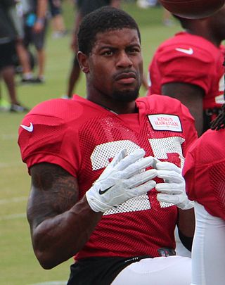 <span class="mw-page-title-main">Robert McClain</span> American football player (born 1988)