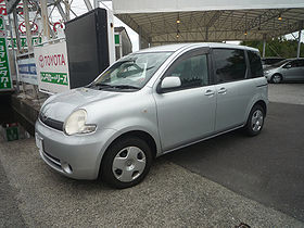 Toyota Sienta