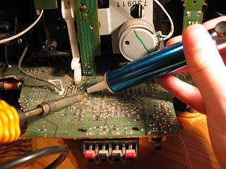 <span class="mw-page-title-main">Desoldering</span> Removal of solder and components from a circuit board