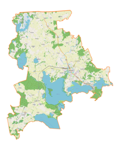 Mapa konturowa gminy Węgorzewo, na dole znajduje się punkt z opisem „Pałac w Sztynorcie”