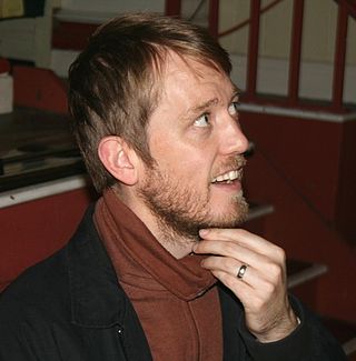 <span class="mw-page-title-main">Alun Cochrane</span> British comedian