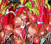 Rote Bete (Rote Rübe, Randen) (auch das Kraut kann verwendet werden) (es gibt auch weiße und gelbe Beten)