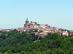 Camagna Monferrato s kostelem sv. Eusebia