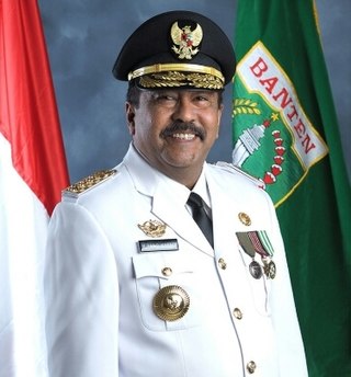 <span class="mw-page-title-main">Rano Karno</span> Indonesian actor and politician