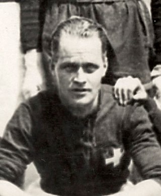 <span class="mw-page-title-main">Walter Dietrich</span> Swiss footballer (1902-1979)