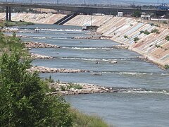 El Arkansas en el centro de Pueblo, Colorado