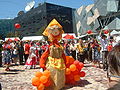 Celebração de Maslenitsa em Austrália. Federation Square, Melbourne, 5 de fevereiro 2006, três semanas antes do início do Maslenitsa real. Senhora Maslenitsa.