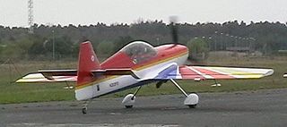 <span class="mw-page-title-main">Giles G-202</span> Type of aircraft