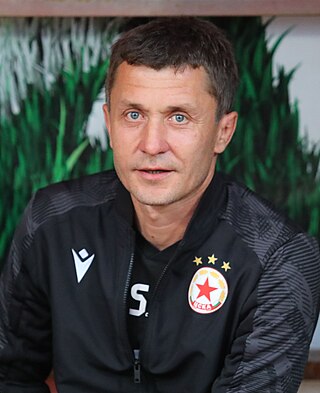 <span class="mw-page-title-main">Saša Ilić (footballer, born 1977)</span> Serbian footballer