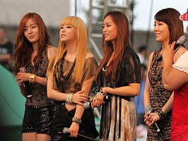 From left: Sunhwa, Hyoseong, Jieun, Hana