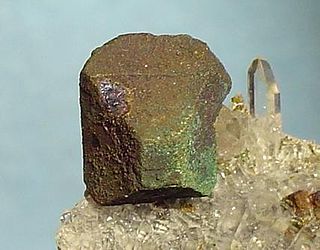 <span class="mw-page-title-main">Bornite</span> Sulfide mineral