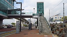 Busan-gimhae-light-rail-transit-14-Gimhae-city-hall-station-entrance-2-20180402-100532.jpg