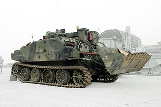 <span class="mw-page-title-main">FV180 Combat Engineer Tractor</span> Armoured combat engineering vehicle