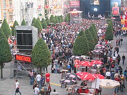 Marktrock-oude-markt-leuven-20060813-bjorn-again.jpg