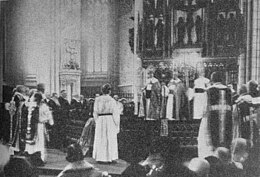 Nathan Soderblom is ordained as archbishop of the Church of Sweden, 1914. Although the Swedish Lutherans can boast of an unbroken line of ordinations going back prior to the Reformation, the bishops of Rome today do not recognize such ordinations as valid as they occurred without authorization from the Roman See. Arkebiskopsvigning.jpg