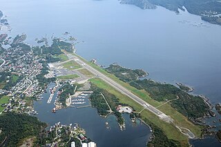 <span class="mw-page-title-main">Florø Airport</span> Airport in Florelandet, Kinn