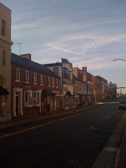 Downtown Leesburg in August 2008