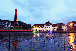 <span class="mw-page-title-main">Malang</span> City in East Java, Indonesia