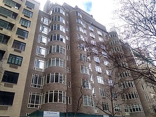 <span class="mw-page-title-main">Rockefeller Apartments</span> Residential building in Manhattan, New York