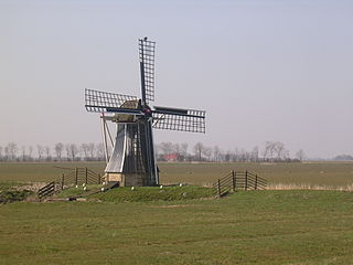 <span class="mw-page-title-main">De Gans, Ezumazijl</span> Smock mill in Ezumazijl, Friesland, Netherlands