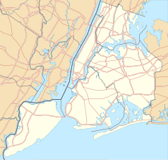 Mapa konturowa Nowego Jorku, u góry nieco na prawo znajduje się punkt z opisem „Bronx Zoo”