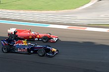 Photo d'Alonso et Webber en lutte à Abou Dabi