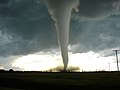 Tornado jakosti F5 se bliža naselju Elie, Manitoba, 22. junija 2007.