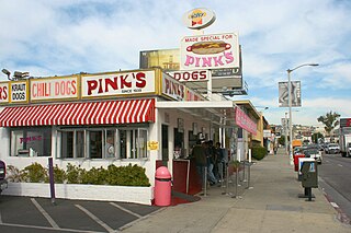 <span class="mw-page-title-main">Hot dog stand</span> Type of food retail business