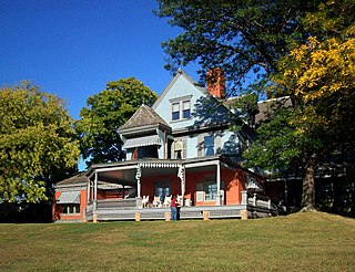 <span class="mw-page-title-main">Cove Neck, New York</span> Village in New York, United States