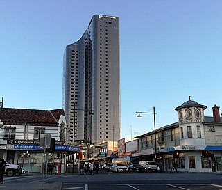 <span class="mw-page-title-main">Box Hill, Victoria</span> Suburb of Melbourne, Victoria, Australia