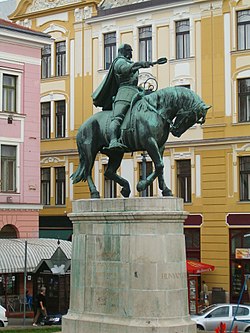 A Széchenyi-tér felől