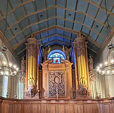 Organ at at the Harkness Chapel