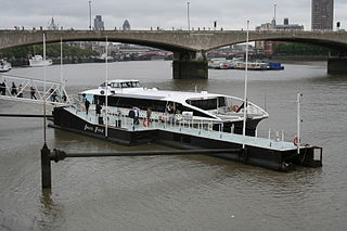 <span class="mw-page-title-main">Savoy Pier</span> Former pier in London, England, UK