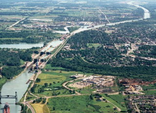 <span class="mw-page-title-main">Welland Canal</span> Ship canal in Ontario, Canada, connecting Lake Ontario and Lake Erie