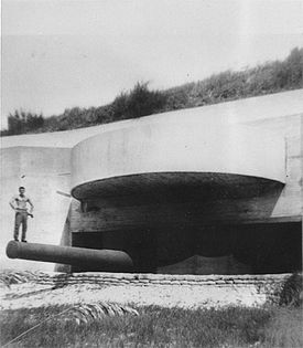 12-inch casemated gun, similar to those at Battery Foote, Fort Levett. 12-inch-in-casemate.jpg