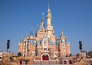 <span class="mw-page-title-main">Shanghai Disneyland</span> Theme park