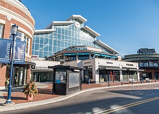 <span class="mw-page-title-main">Easton Town Center</span> Shopping, Dining and Entertainment Destination in Columbus, Ohio