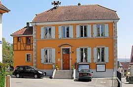 The town hall in Hochstatt