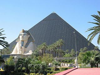 <span class="mw-page-title-main">Luxor Las Vegas</span> Hotel and casino in Paradise, Nevada