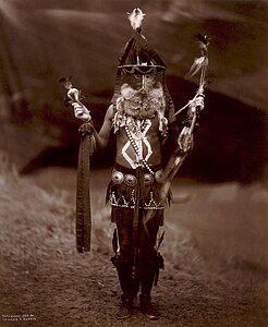 Najavo man, by Edward S. Curtis (edited by Durova)