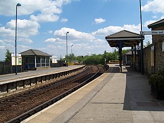 <span class="mw-page-title-main">Penistone railway station</span> Railway station in South Yorkshire, England